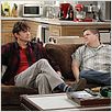Dos hombres y medio : foto Ashton Kutcher, Patton Oswalt