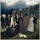 foto Alex MacQueen, Alexandra Roach, Julia Davis