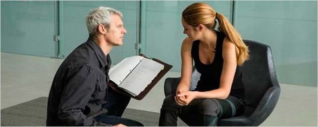 Entrevista a Neil Burger ('Divergente'): "Para encontrar a Cuatro, buscamos hasta en España" Entrevista a Neil Burger ('Divergente'): "Para encontrar a Cuatro, buscamos hasta en España"