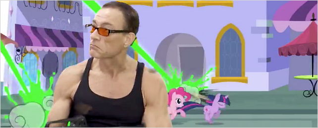 Jean-Claude Van Damme conoce a ‘My Little Pony’ Jean-Claude Van Damme conoce a ‘My Little Pony’