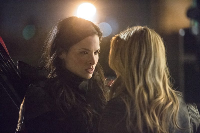 Foto De Katrina Law En La Serie Arrow Foto 28 Sobre 36 