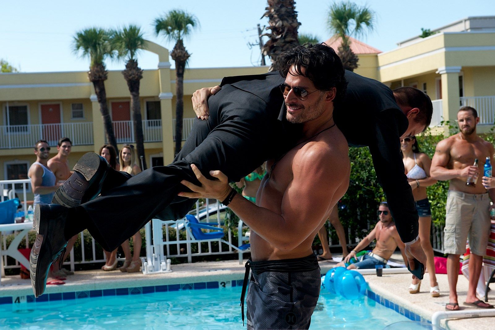 Joe Manganiello's Blonde Hair in Magic Mike XXL - wide 8