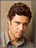 Carlos Bernard