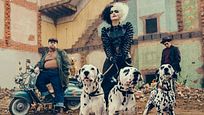 Emma Stone sigue con su estilo 'punk' en las nuevas imágenes de 'Cruella' Emma Stone sigue con su estilo 'punk' en las nuevas imágenes de 'Cruella'