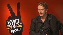 Taika Waititi y el equipo de 'Jojo Rabbit' nos cuentan qué amigo imaginario les gustaría tener Taika Waititi y el equipo de 'Jojo Rabbit' nos cuentan qué amigo imaginario les gustaría tener