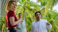 Así resolvió el equipo de 'Fantasy Island' el enigma del señor Roarke de Michael Peña Así resolvió el equipo de 'Fantasy Island' el enigma del señor Roarke de Michael Peña