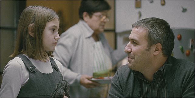 Martes, después de Navidad : foto Mimi Branescu, Radu Muntean