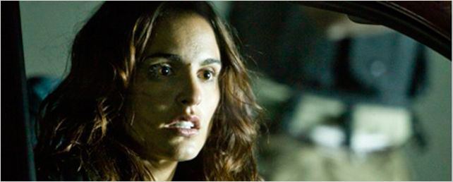 'La fría luz del día': Verónica Echegui protagoniza el nuevo clip de la película de Henry Cavill