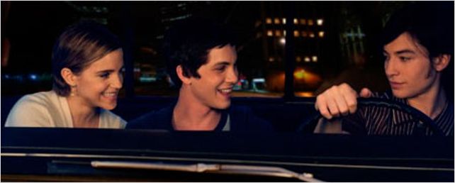 'The Perks of Being a Wallflower': Ezra Miller y Emma Watson le dedican un brindis a Logan Lerman