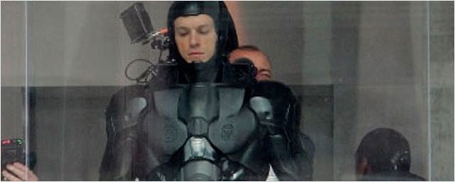'Robocop': nuevas imágenes de Joel Kinnaman con el traje