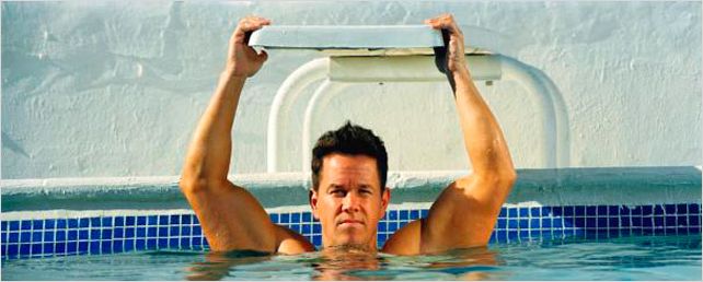 'Dolor y dinero': más fotos con el cachas de Mark Wahlberg 